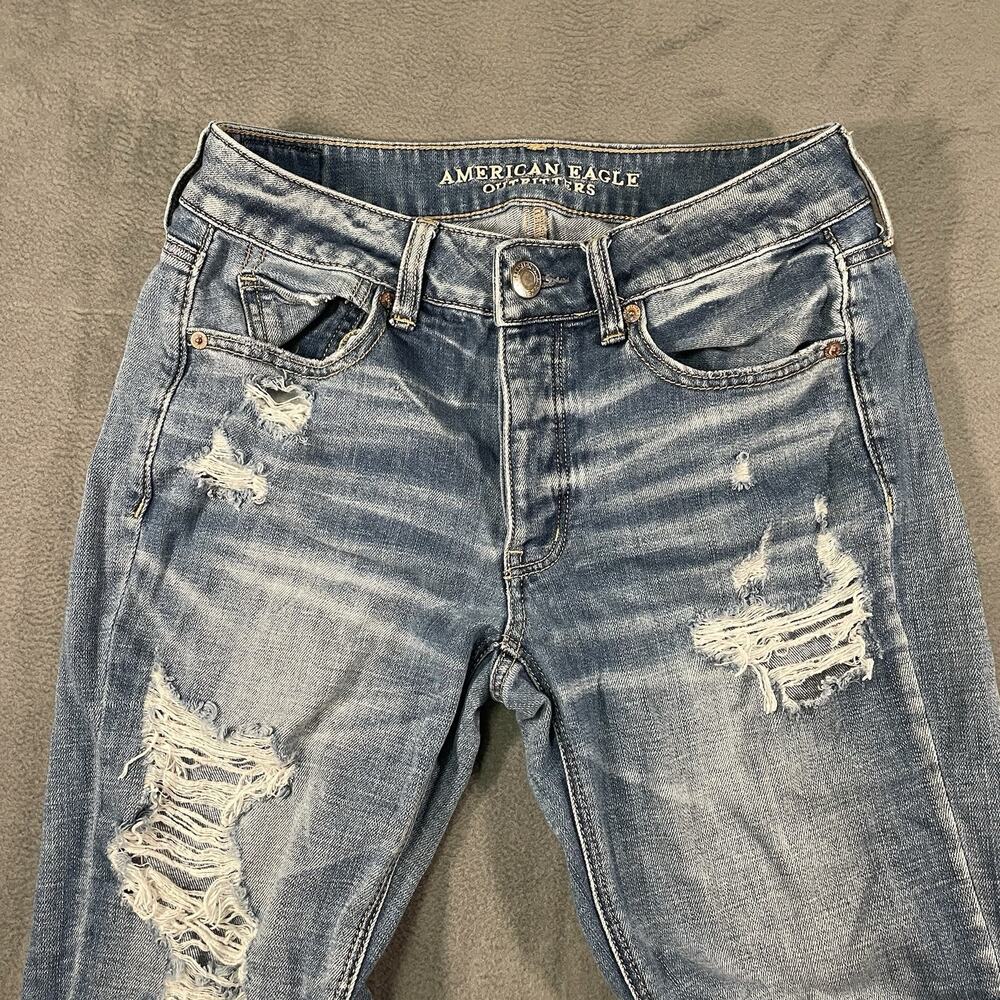 American Eagle Jeans Blue Women’s Size 2 Cotton Tomgirl Distressed Casual - Picture 5 of 13